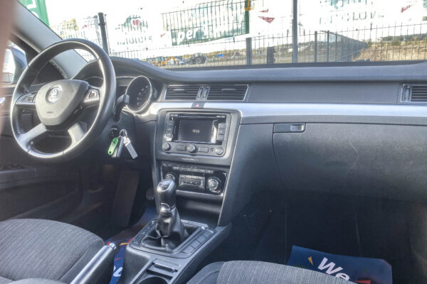 Skoda Superb - Image 9