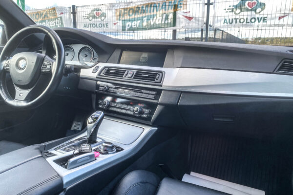 BMW 525XD - Image 9