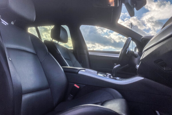 BMW 525XD - Image 10