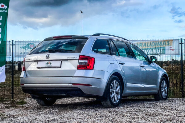 Skoda Octavia - Image 4