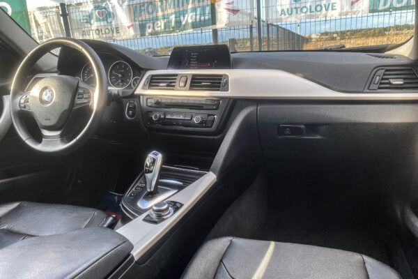 BMW 320 - Image 11
