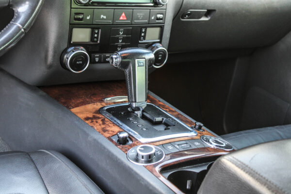 VW Touareg - Image 10