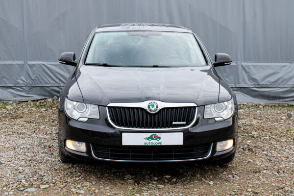 Skoda Superb - Image 2