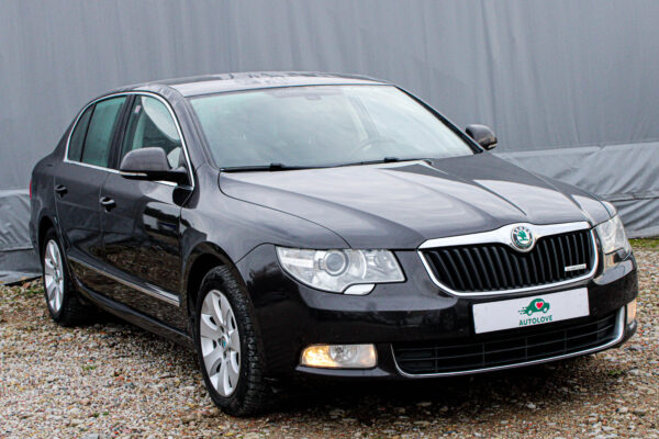 Skoda Superb - Image 3