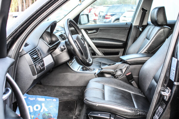 BMW X3 - Image 8