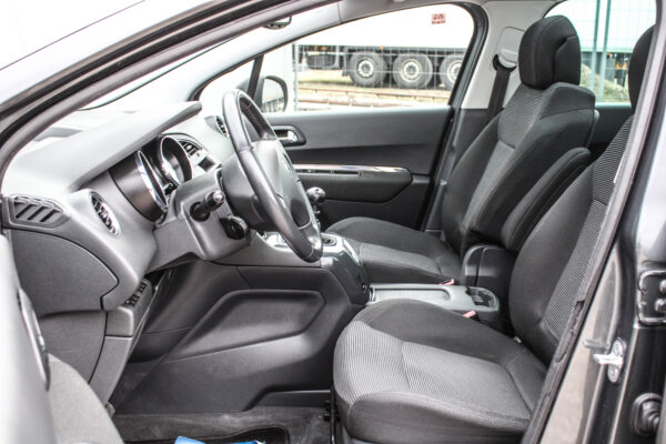 Peugeot 5008 - Image 7