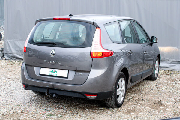 Renault Megane Scenic - Image 5
