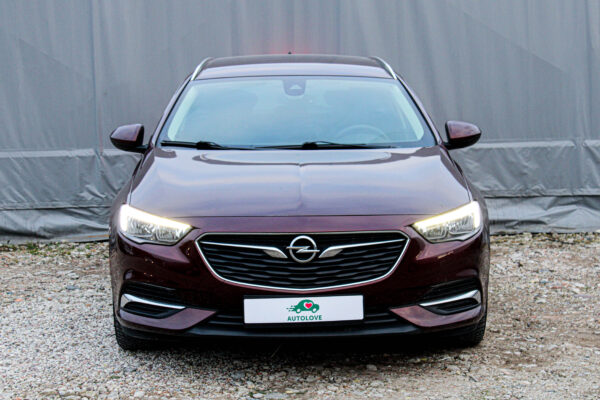 Opel Insignia - Image 2