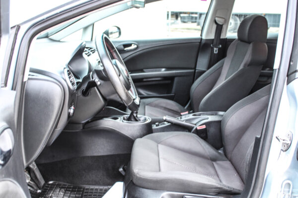 Seat Leon - Image 7