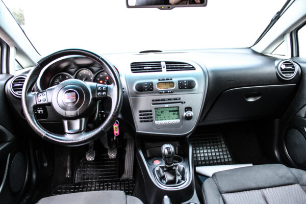 Seat Leon - Image 9