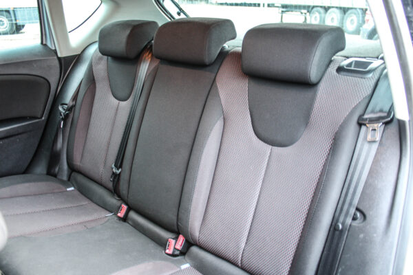 Seat Leon - Image 10