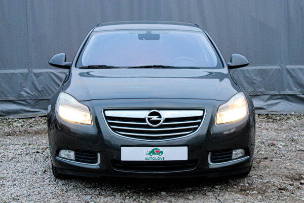 Opel Insignia - Image 2