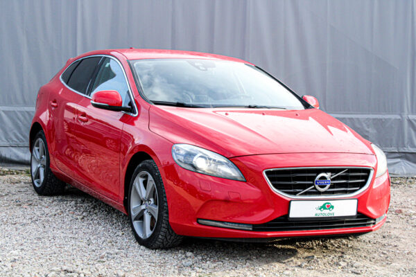 Volvo V40 - Image 3