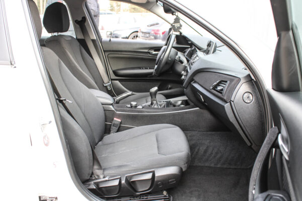 BMW 118D - Image 14