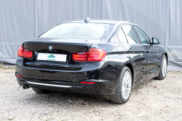 BMW 316D - Image 5