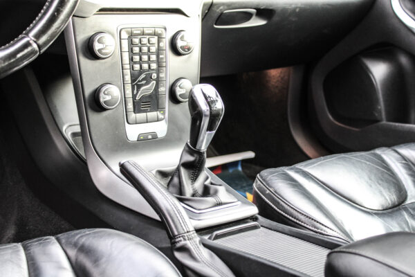 Volvo V40 - Image 9