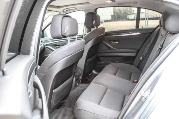 BMW 520 - Image 12