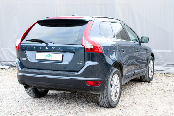 Volvo XC60 - Image 4
