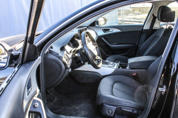 Audi A6 - Image 7