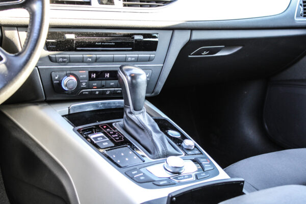 Audi A6 - Image 9