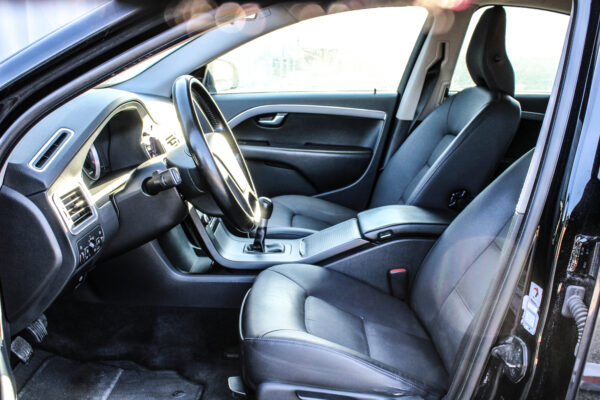 Volvo S80 - Image 8