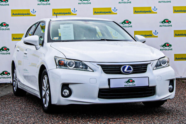 Lexus CT200H - Image 3