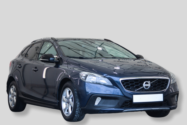 Volvo V40 - Image 2
