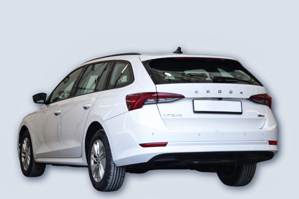 Skoda Octavia - Image 4