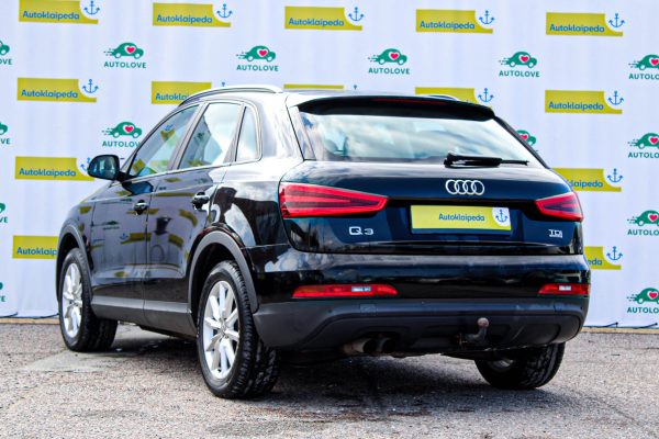 Audi Q3 - Image 6