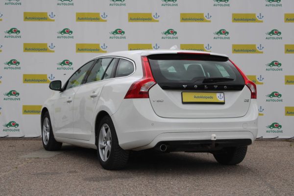 Volvo V60 - Image 6