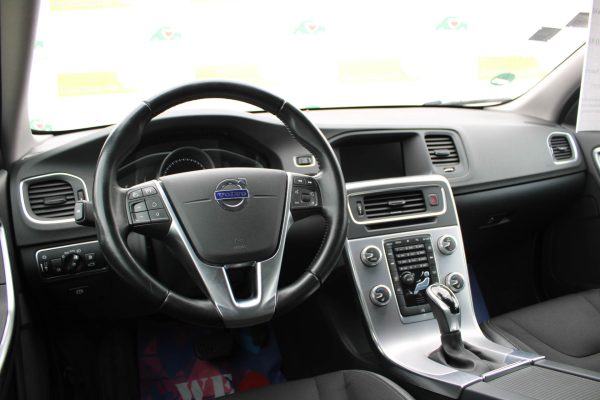 Volvo V60 - Image 7