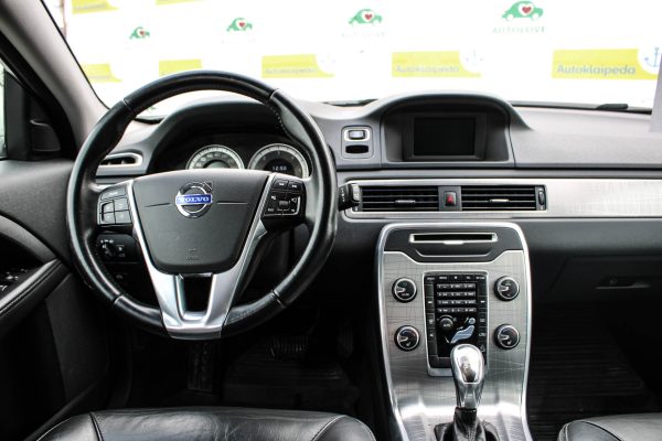 Volvo XC70 - Image 8