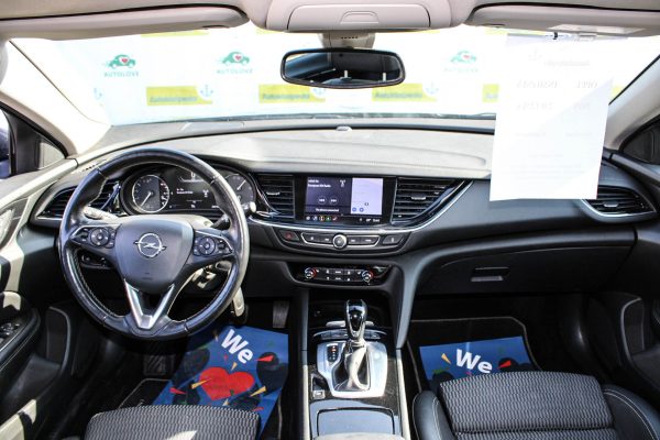 Opel Insignia - Image 8