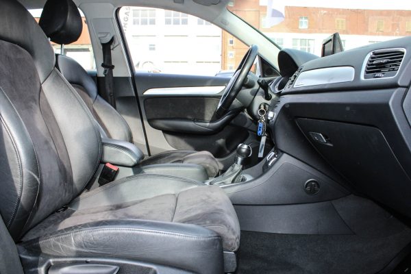 Audi Q3 - Image 12