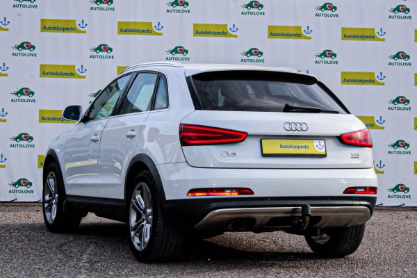 Audi Q3 - Image 6