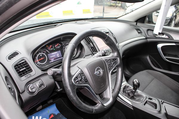 Opel Insignia - Image 8