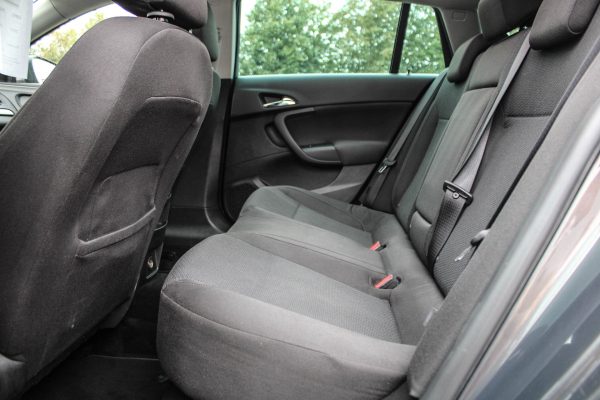 Opel Insignia - Image 10