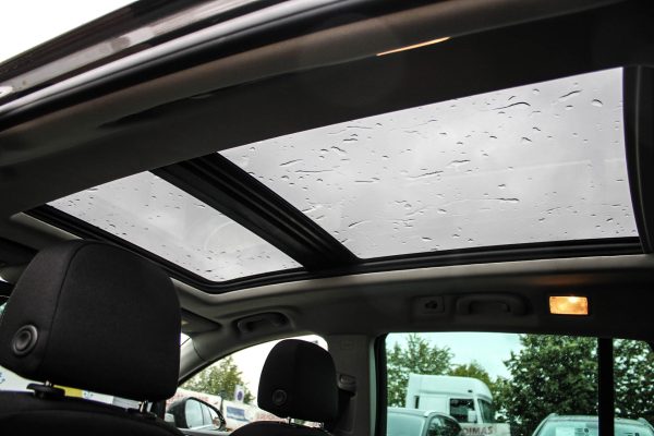 Opel Insignia - Image 11