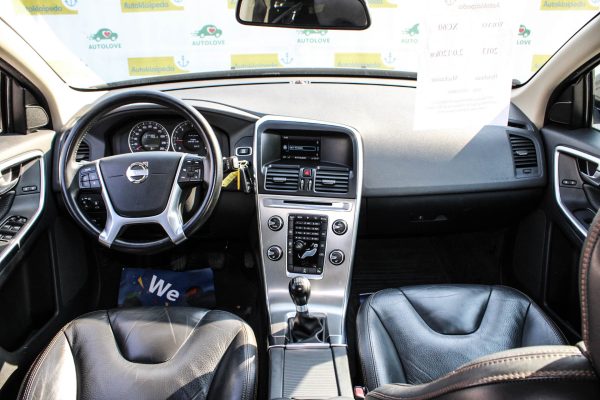 Volvo XC60 - Image 15