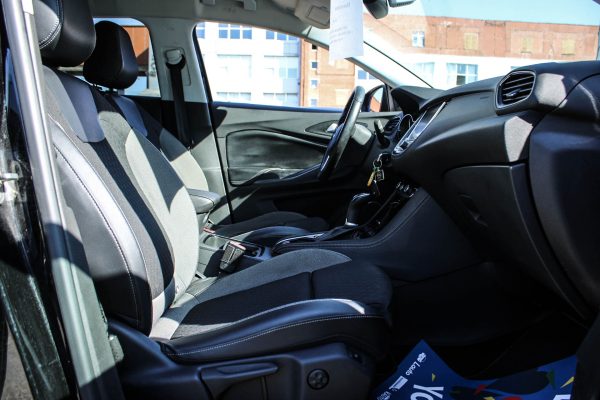 Opel Grandland X - Image 11