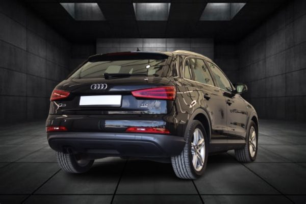 Audi Q3 - Image 3