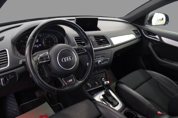 Audi Q3 - Image 5