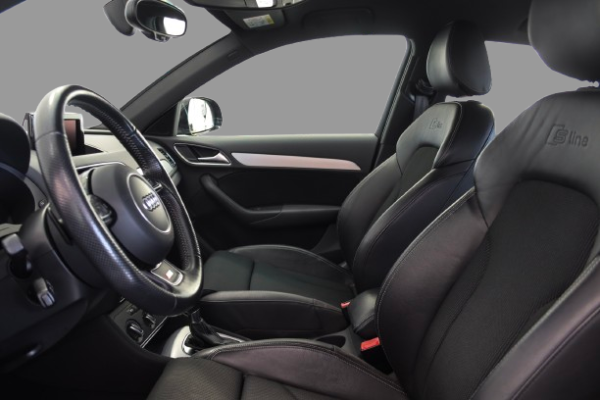 Audi Q3 - Image 6