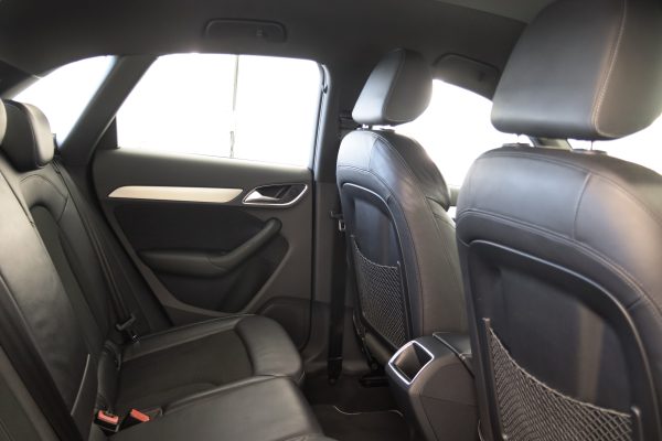 Audi Q3 - Image 9