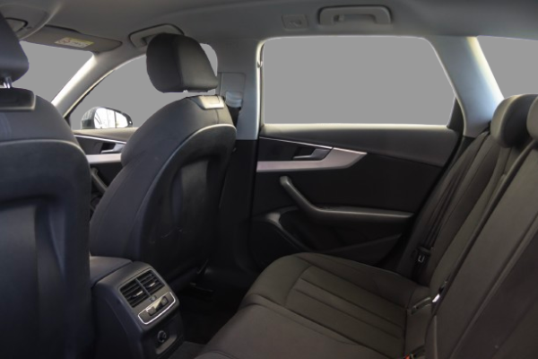 Audi A4 - Image 7