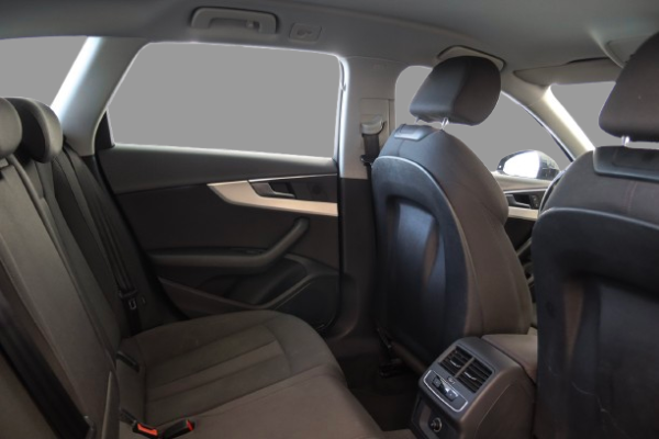 Audi A4 - Image 9
