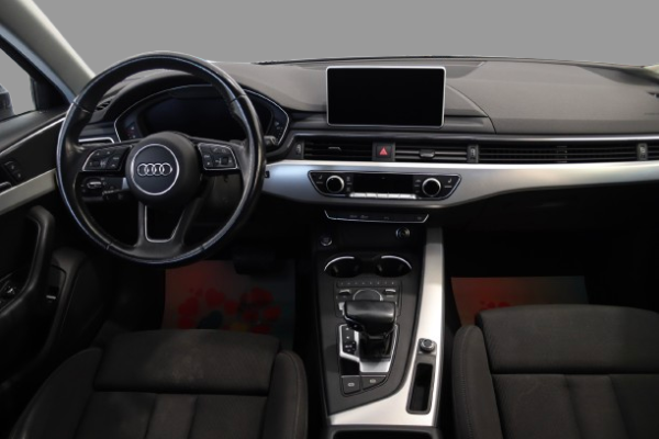 Audi A4 - Image 12