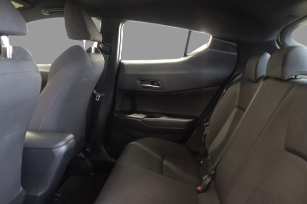 Toyota C-HR - Image 8