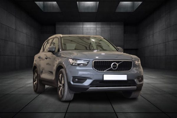Volvo Xc40 - Image 2