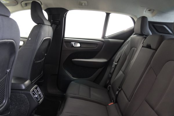 Volvo Xc40 - Image 8